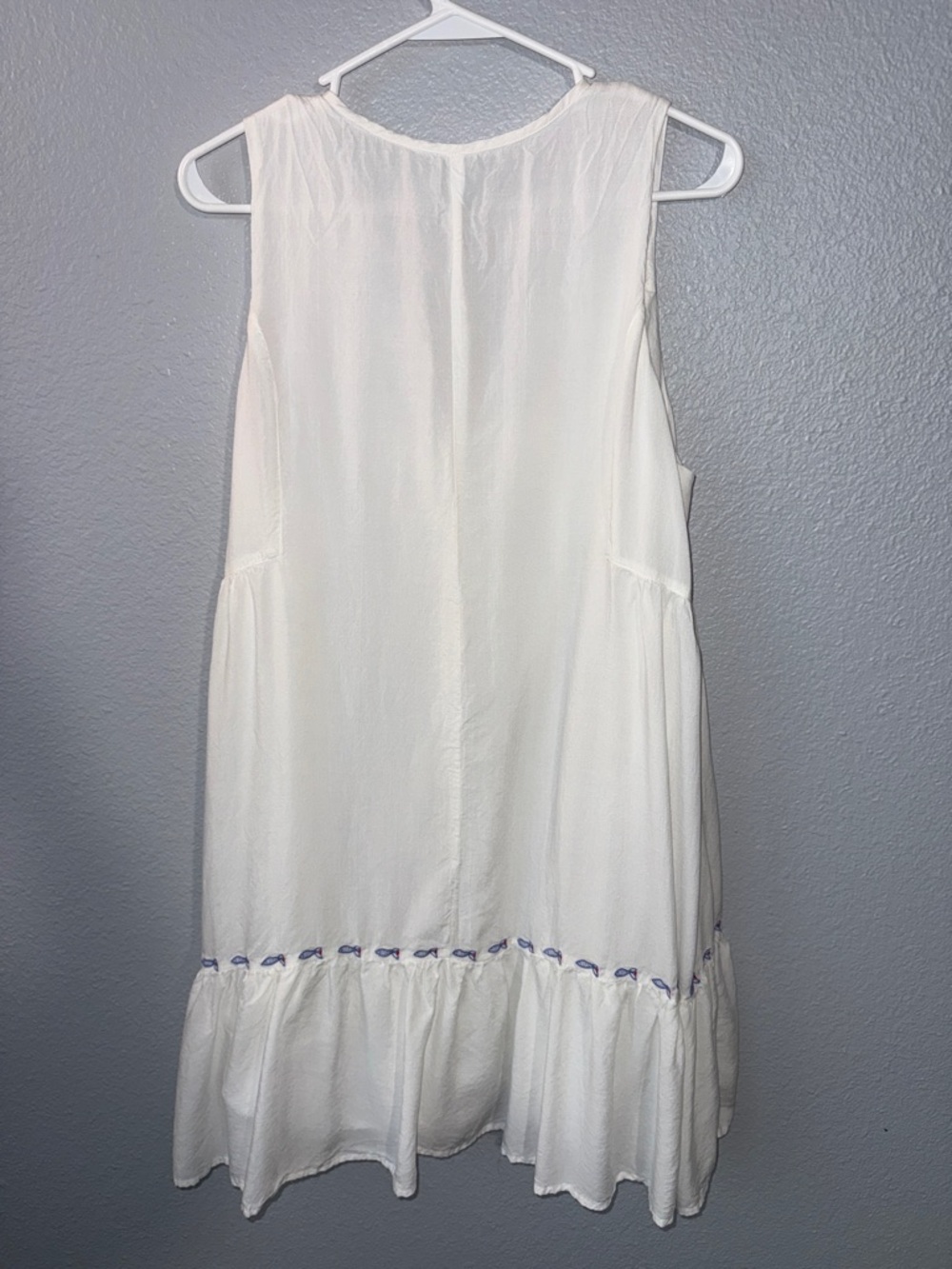 HiHo White Sleeveless Embroidered Dress - Picture 8 of 10